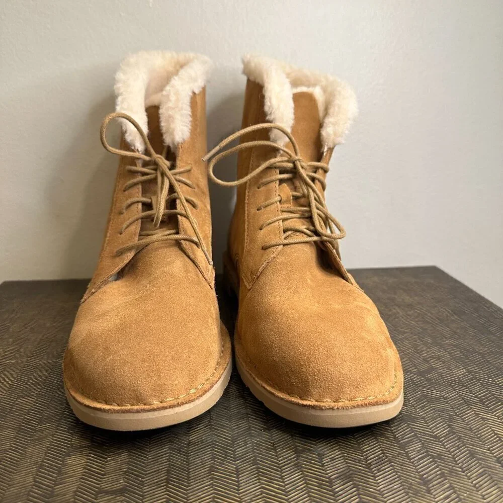 NEW Ugg Women's Quincy Lace up Suede Boot in Chestnut Tan - Size 11 - Picture 3 of 9